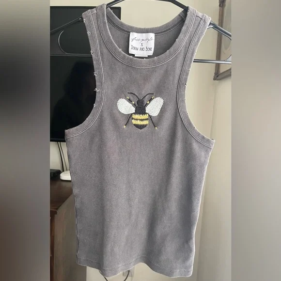 NWT- Free People x Denim And Bone Garden Fairies Tank 🐝 - Picture 3 of 3